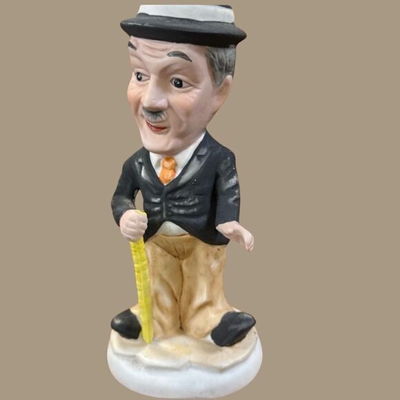 🎩Vintage Charlie Chaplin Porcelain Figurine Royal Crown Hand-Painted Collectible - Picture 1 of 1